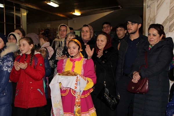 Республиканский праздник русской культуры «Масленица» прошел в Махачкале 