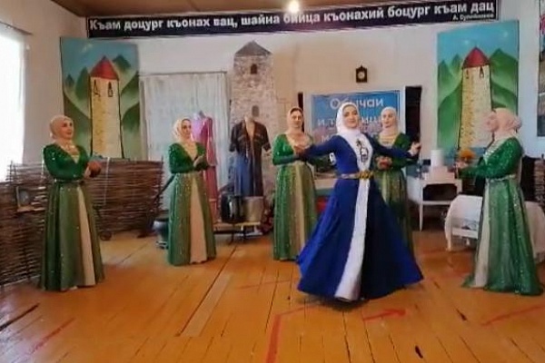 Сегодня в г.Хасавюрте прошел фестиваль традиционной культуры «Обряды и обычаи моего села».
