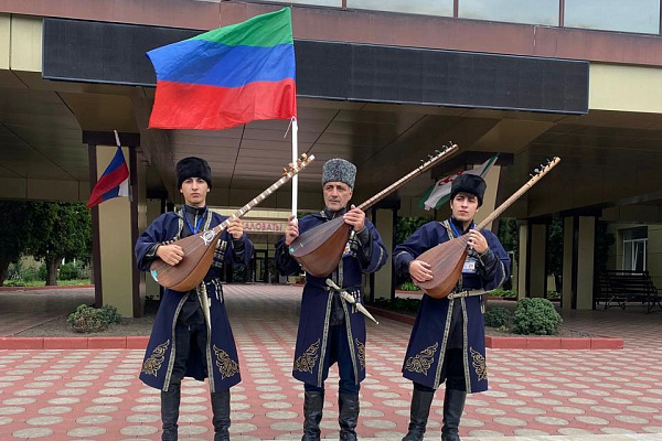 Межрегиональный фестиваль самодеятельных исполнителей и музыкальных коллективов играющих на национальных инструментах