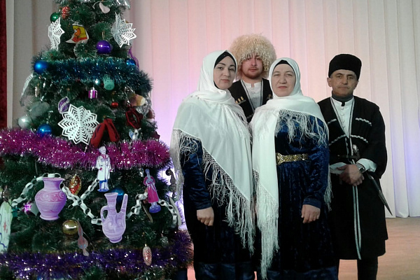 Республиканский дом народного творчества Министерства культуры Республики Дагестан присоединилась к акции «Ёлки России», которая проходит в рамках Года культурного наследия народов России