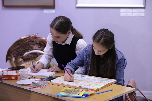 В Музее истории мировых культур и религий состоялся  круглый стол «Народная культуры – объединяющий фактор в многонационального единства».
