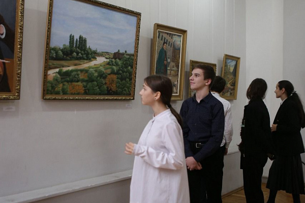 19 сентября в Махачкале состоится открытие персональной выставки «Пейзаж души Патимат Омаровой»