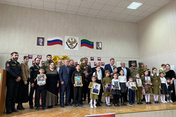 Памятные мероприятия, посвященные дагестанцам-героям России, прошли в муниципальных образованиях