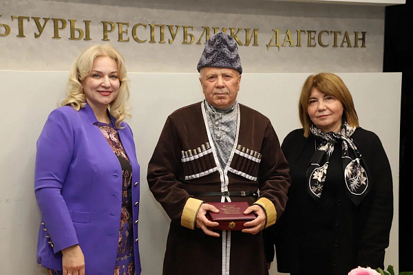 В Махачкале наградили лауреатов премии Правительства РД «Душа Дагестана»