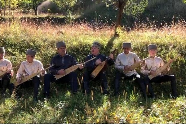 В Дагестане прошел XVI Республиканский фестиваль исполнителей на пандуре, посвященный памяти Махмуда из Кахабросо «Звучи, мой пандур».
