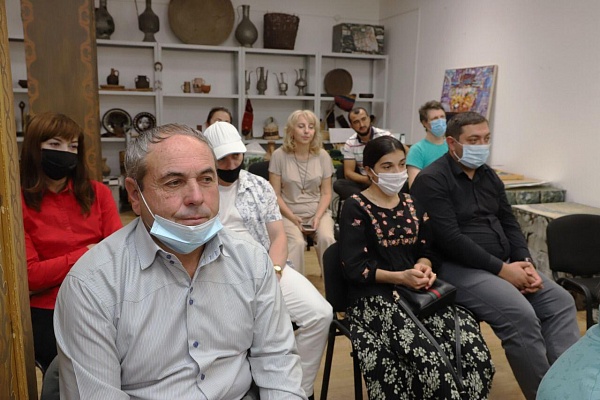 Церемония награждения XVIII Открытого Регионального конкурса визуального творчества «Радуга» и IV Республиканского конкурса информационной деятельности муниципальных культурно-досуговых учреждений «Культура-онлайн».