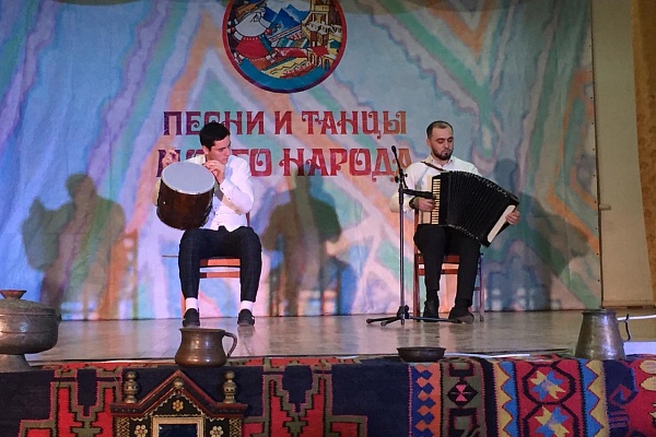 Песни и танцы моего народа
