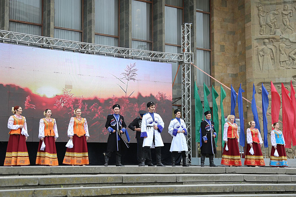 4 ноября в рамках Года культурного наследия народов России состоялась  Патриотическая культурная  акция-марафон «Вместе мы – Россия!», посвященная Дню народного единства.