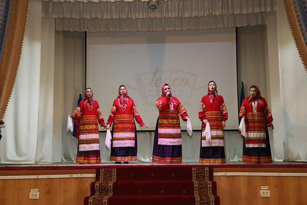 Республиканский праздник  русской и казачьей песни «Лейся, песня народная!»
