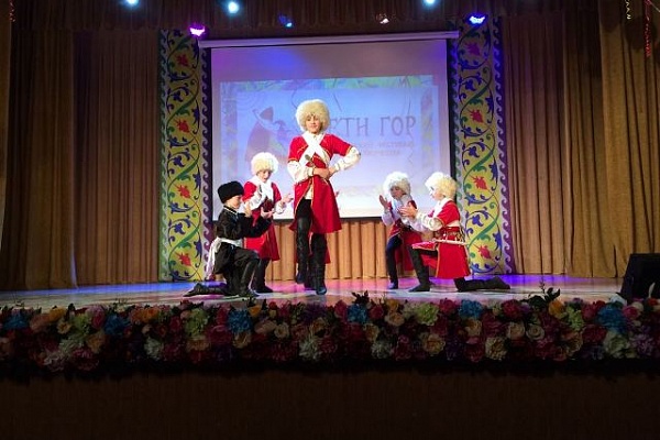 Фестиваль «Дети гор» прошел в г. Хасавюрте