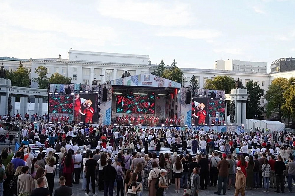 С 24 по 26 июня в Уфе, столице Республики Башкортостан, прошла III Всероссийская детская фольклориада, масштабное событие, объединившее более 1000 юных артистов из 80 регионов России.