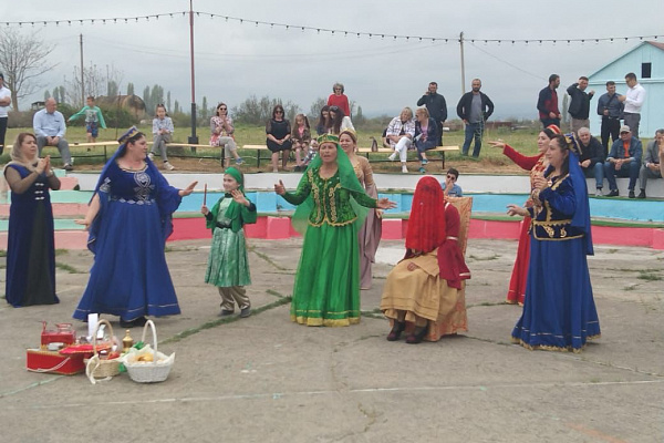 В рамках Фестиваля Дарения #МЫВМЕСТЕ в культурно-досуговых учреждениях муниципальных образований республики прошли праздничные мероприятия