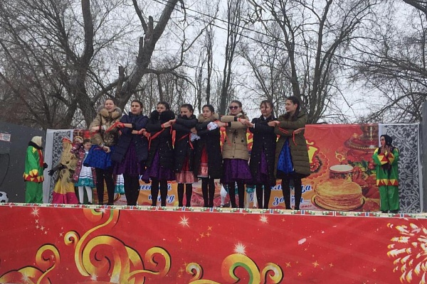 В рамках календаря культурных мероприятий муниципалитетов республики в центре культуры Тарумовского района прошла «Масленица»
