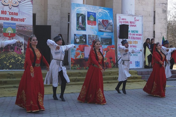 Праздник весны - Новруз-байрам.