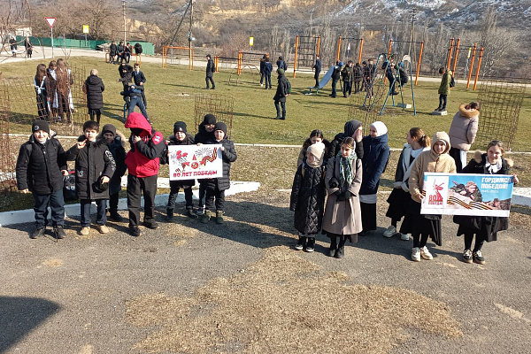 Творческий десант в Новолакском районе