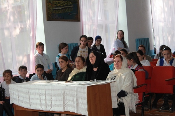 Школьники с. Маджалис ближе познакомились с культурой Дагестана