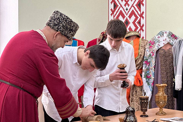 Республиканский дом народного творчества проводит мастер-классы для детей
