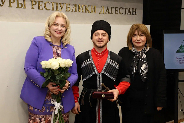 В Махачкале наградили лауреатов премии Правительства РД «Душа Дагестана»