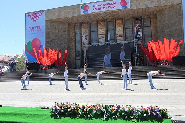 В Махачкале прошли праздничные мероприятия, посвящённые первомайским праздникам и ЧЕ в Дагестане