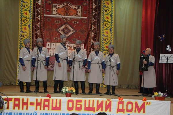 В Кумторкалинском районе состоялся фестиваль патриотической песни