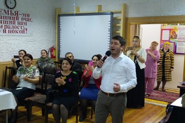 Воспитанников Центра социальной помощи семье и детям  поздравили с Днем семьи 