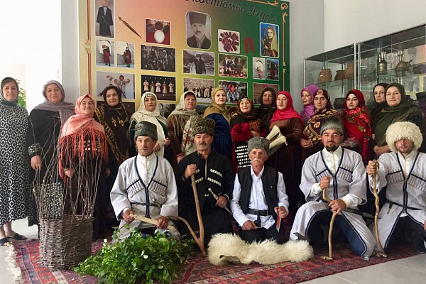В Ахтынском, Кизлярском, Агульском, Казбековском районах и г.Хасавюрте прошли мероприятия, посвященные Единому Дню фольклора