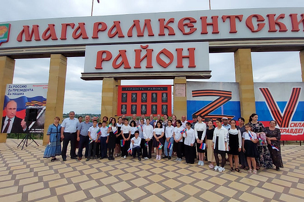 2 июля в рамках XX Международного фестиваля фольклора и традиционной культуры «Горцы» в Магарамкентском районе состоялся фестиваль традиционной культуры «Песни и танцы моего народа»
